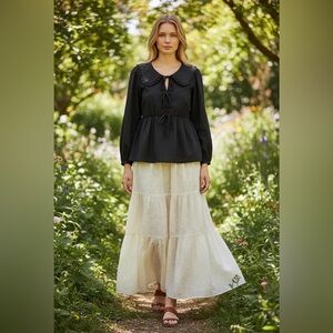 NWT Zesica Black Ruffled Tie-Front Babydoll Blouse - Women’s Small